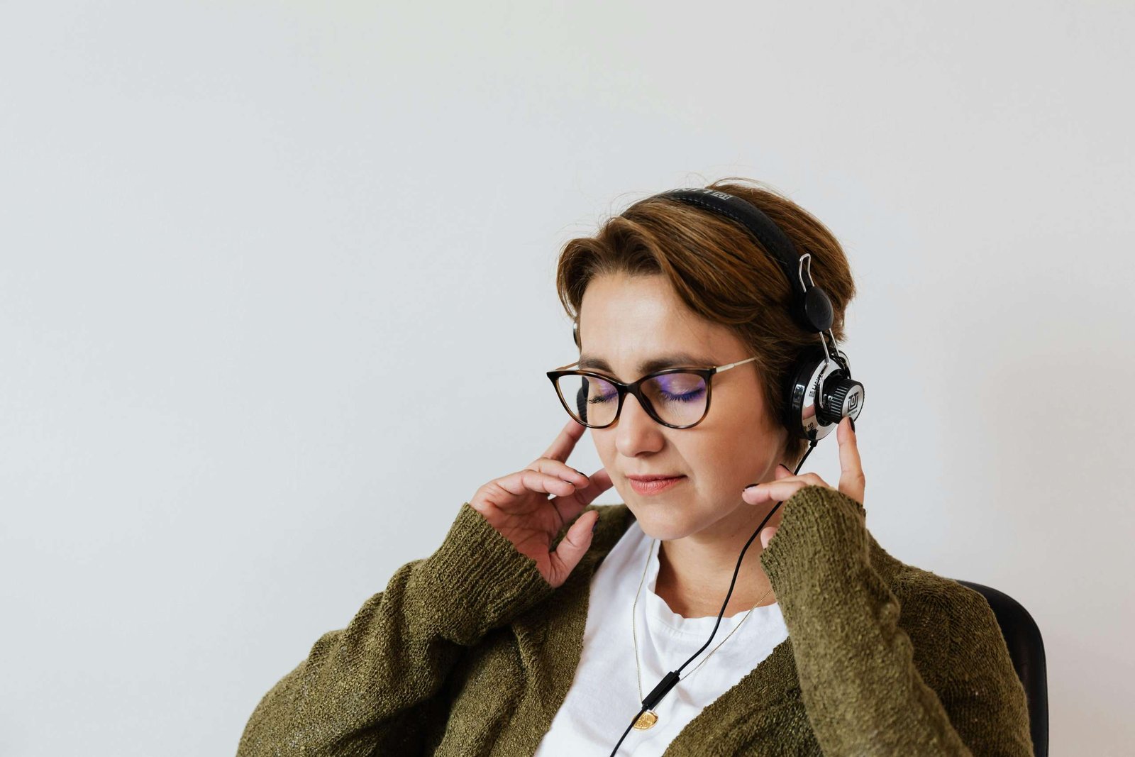 Utilizing YouTube for Language Mastery